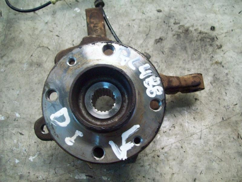 Recambio de mangueta delantera izquierda para renault clio ii fase ii (b/cb0) authentique confort referencia OEM IAM   