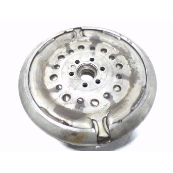 VOLANTE MOTOR 04C105266E 280820022B 280820022B