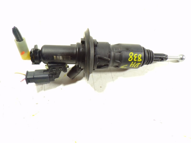 Recambio de bomba embrague para toyota proace city 1.2 12v referencia OEM IAM SU001B2098 9829937180 