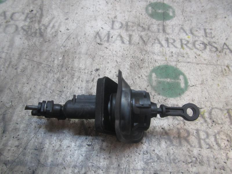 Recambio de bomba embrague para ford mondeo ber. (ca2) 2.0 tdci cat referencia OEM IAM 1491949  