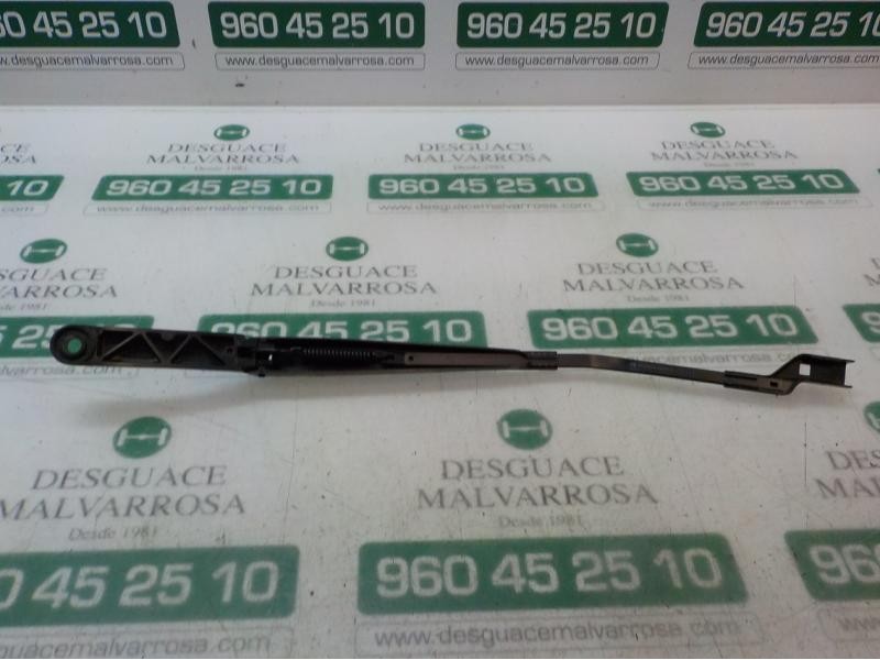 Recambio de brazo limpia delantero izquierdo para opel astra j lim. selective referencia OEM IAM 13289888  