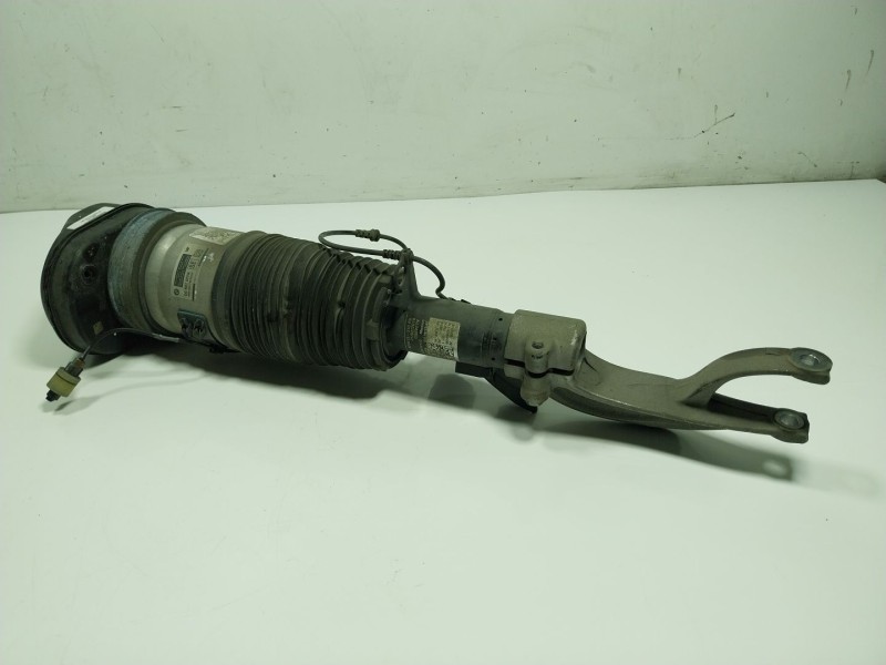 Recambio de amortiguador delantero derecho para bmw x5 (g05, f95) xdrive 40 i referencia OEM IAM 37106869030 78315615 