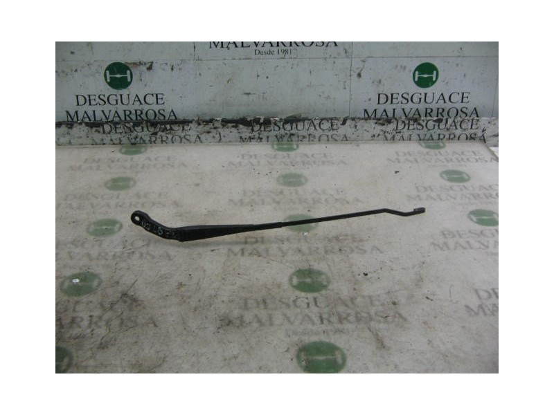 Recambio de brazo limpia delantero derecho para mg serie 45 (rt) classic (5-ptas.) referencia OEM IAM   