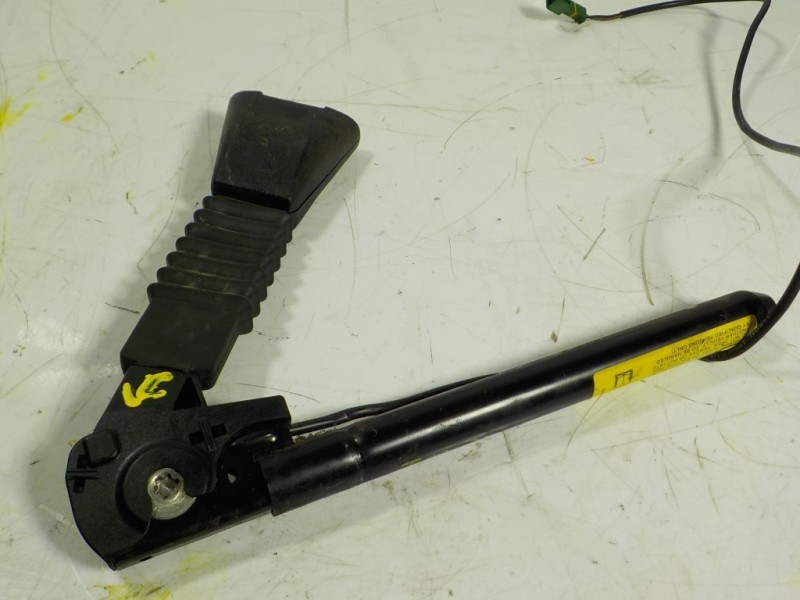 Recambio de pretensor airbag izquierdo para opel astra g berlina 2.0 dti referencia OEM IAM   