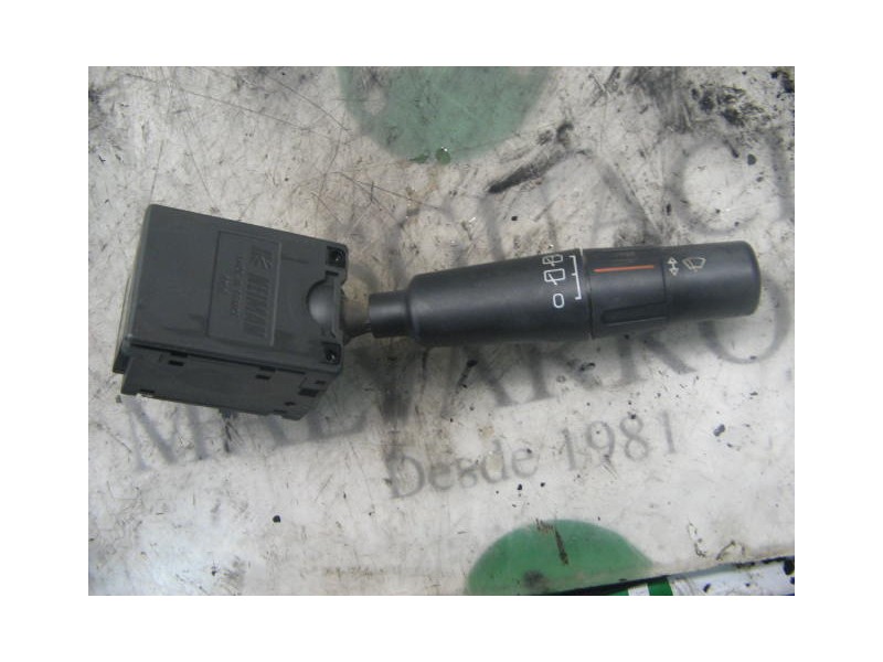 Recambio de mando limpia para peugeot 106 (s1) kid referencia OEM IAM   