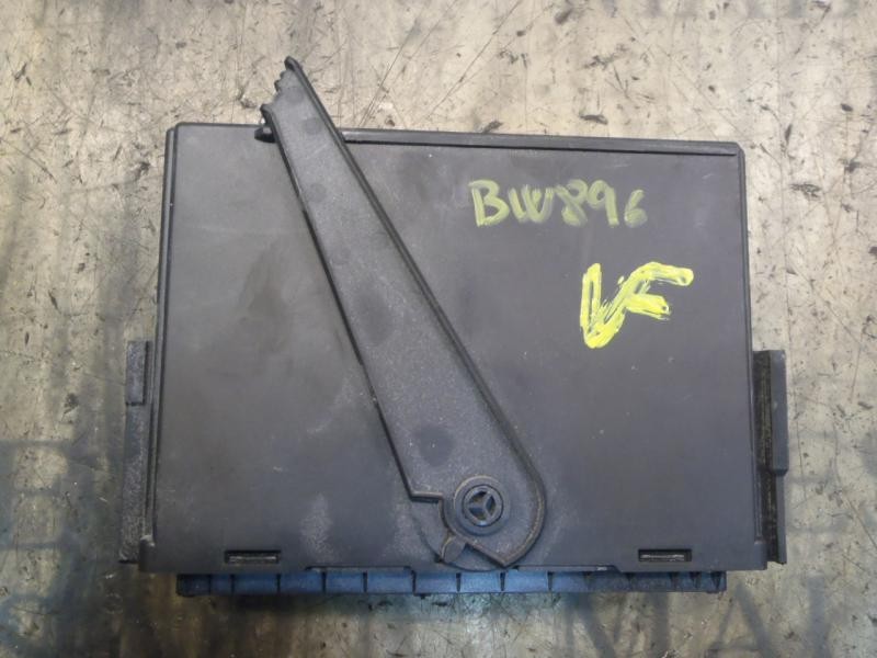 Recambio de modulo electronico para opel corsa c club referencia OEM IAM   