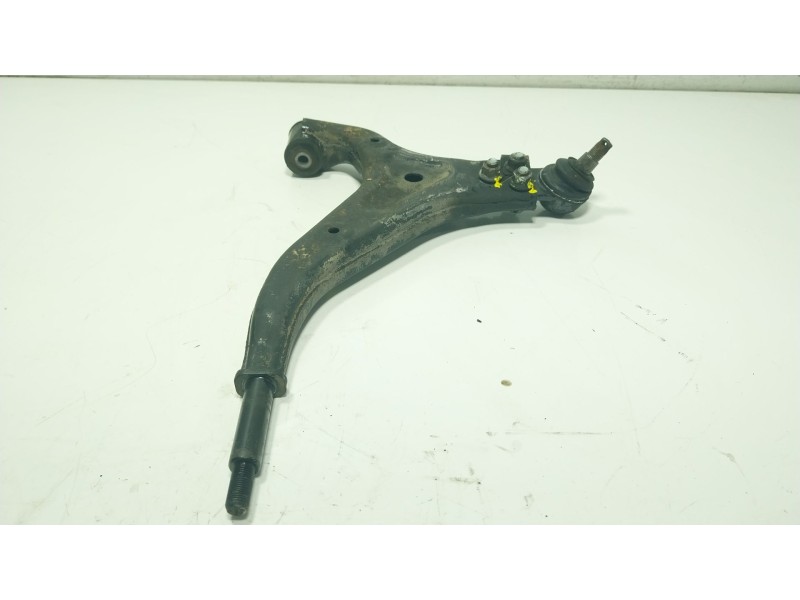 Recambio de brazo suspension inferior delantero derecho para ssangyong korando (ck) 2.0 e-xdi referencia OEM IAM   