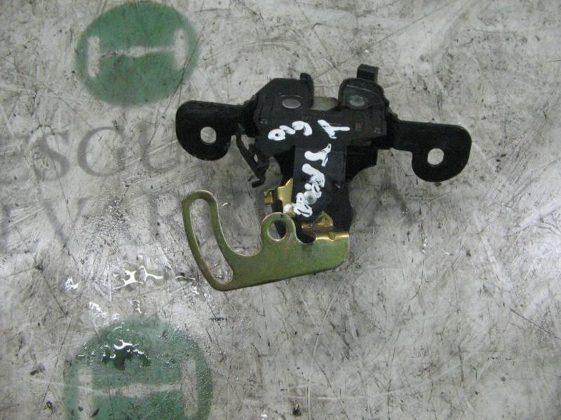 Recambio de cerradura maletero / porton para ford escort berl./turnier ghia berlina referencia OEM IAM   