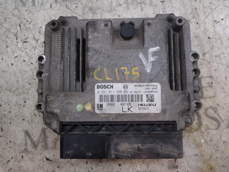 Recambio de centralita motor uce para opel astra h berlina elegance referencia OEM IAM   
