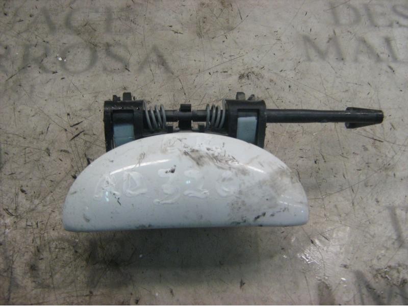 Recambio de maneta exterior delantera izquierda para peugeot 206 berlina xs referencia OEM IAM   