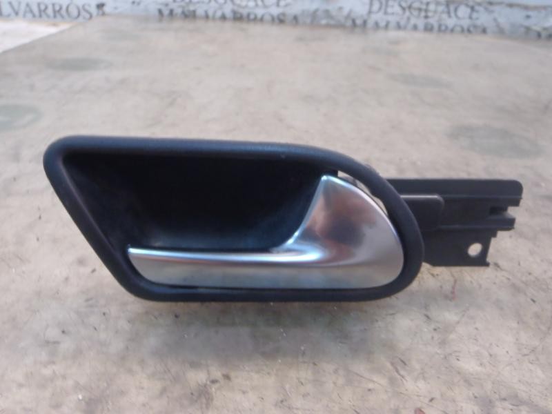 Recambio de maneta interior delantera derecha para volkswagen golf v berlina (1k1) sportline referencia OEM IAM   