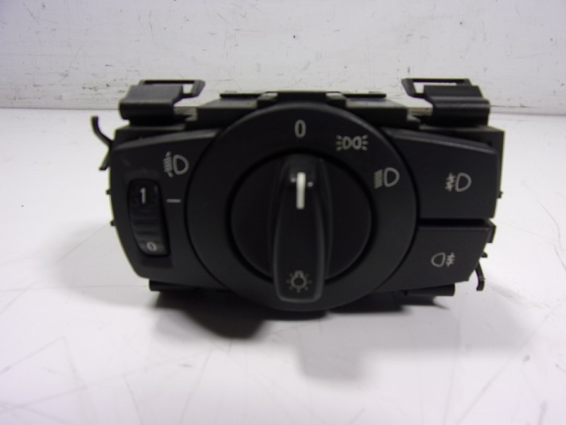 Recambio de mando luces para bmw serie 1 berlina (e81/e87) 2.0 turbodiesel cat referencia OEM IAM 61316932794 693279403 