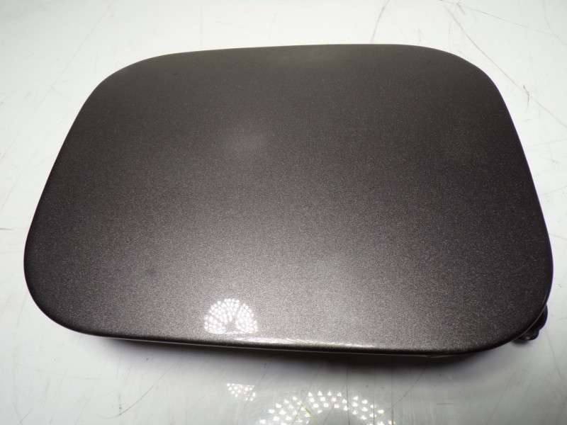 Recambio de tapa combustible para nissan qashqai (j11) 1.2 16v cat referencia OEM IAM G88304EAAA  