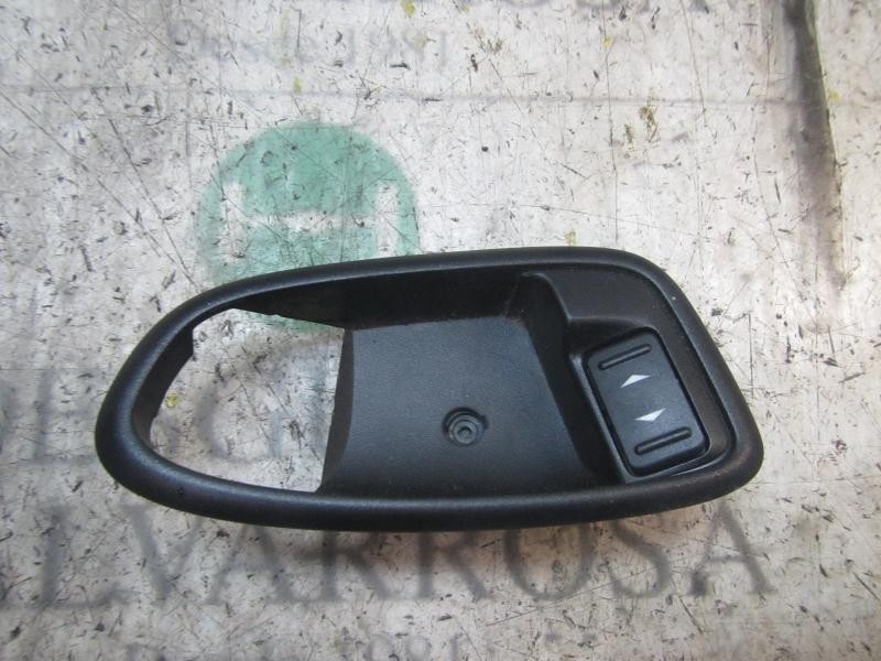 Recambio de mando elevalunas delantero derecho para ford mondeo ber. (ca2) 2.0 tdci cat referencia OEM IAM 1428969  