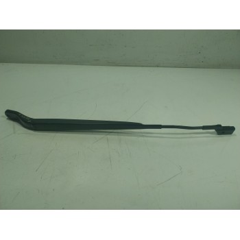 BRAZO LIMPIA DELANTERO DERECHO 