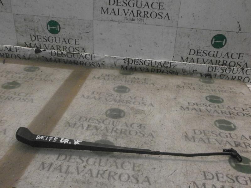 Recambio de brazo limpia delantero derecho para citroën xsara picasso 2.0 hdi exclusive referencia OEM IAM   