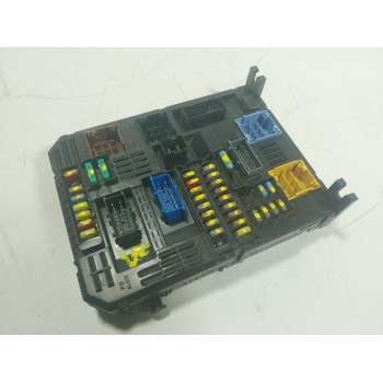 CAJA RELES / FUSIBLES 1680991880 9830707680 