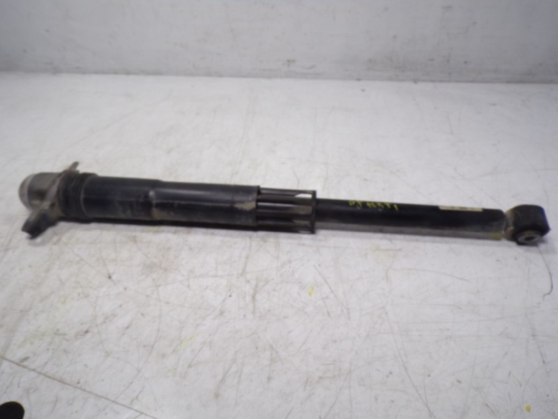Recambio de amortiguador trasero izquierdo para volkswagen polo 1.0 tsi referencia OEM IAM 2Q0513049AN 2Q0512013BE 