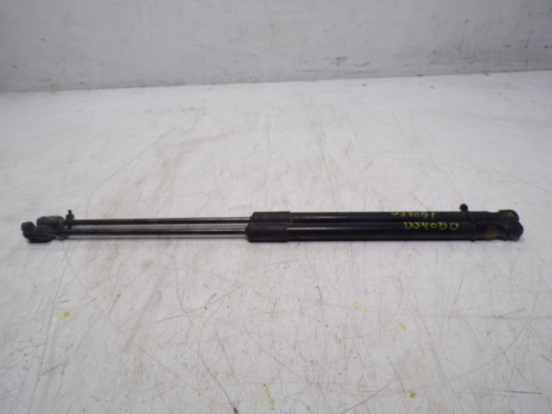 Recambio de amortiguadores maletero / porton para volkswagen polo 1.0 tsi referencia OEM IAM 2G6827550B 2G6827550B 