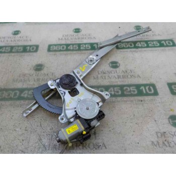 ELEVALUNAS DELANTERO DERECHO 