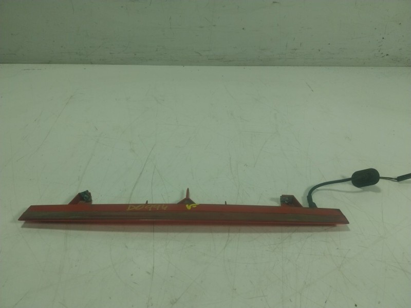 Recambio de piloto trasero central para audi q5 (8rb) 2.0 tdi quattro referencia OEM IAM 8R0945097 8R0945097 