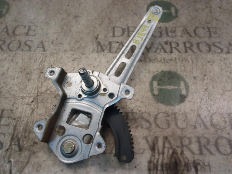 Recambio de elevalunas trasero izquierdo para hyundai getz (tb) 1.1 básico referencia OEM IAM 834011C000  