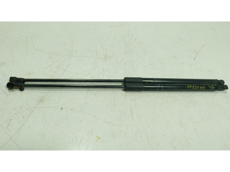 Recambio de amortiguador capot para toyota land cruiser prado (_j15_) 2.8 d-4d (gdj150_, gdj155_, gdj150) referencia OEM IAM 534
