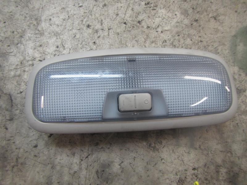 Recambio de piloto interior para ford fiesta (ccn) trend referencia OEM IAM 1758122  