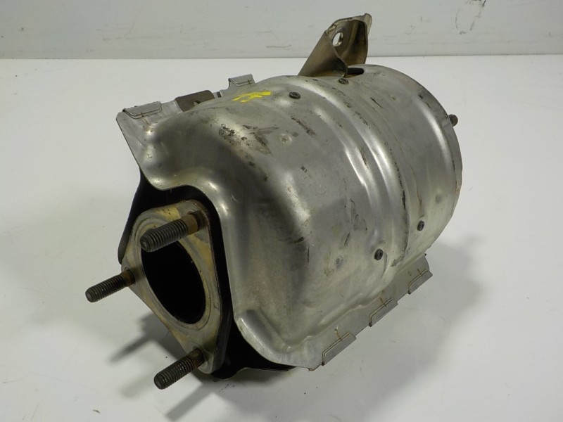 Recambio de catalizador para mazda cx-30 1.8 diesel referencia OEM IAM  S801A 