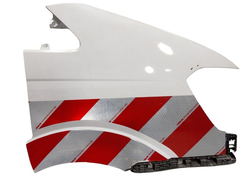 Recambio de aleta delantera derecha para hyundai h350 furgoneta 2.5 crdi referencia OEM IAM   