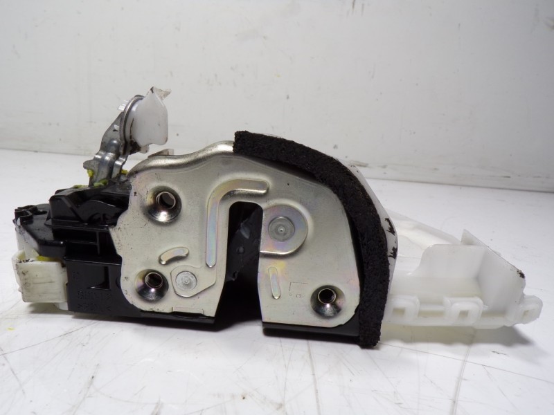 Recambio de cerradura puerta delantera izquierda para mazda cx-30 1.8 diesel referencia OEM IAM  G23A011 