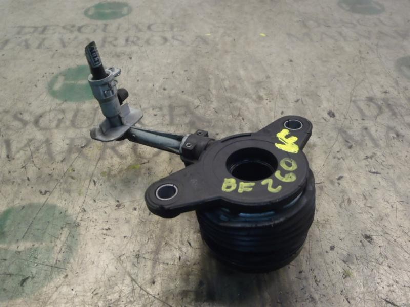 Recambio de bombin embrague para renault grand modus 1.2 16v referencia OEM IAM 306202313R  