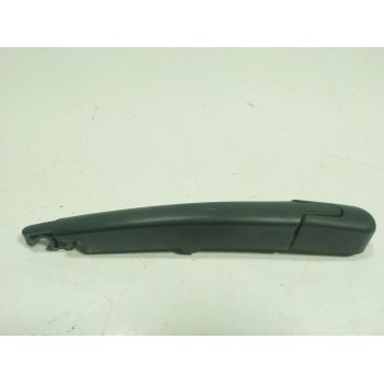 BRAZO LIMPIA TRASERO 98820AT000 