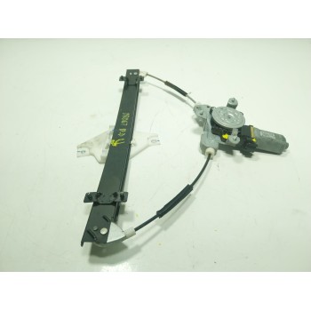 ELEVALUNAS DELANTERO DERECHO 