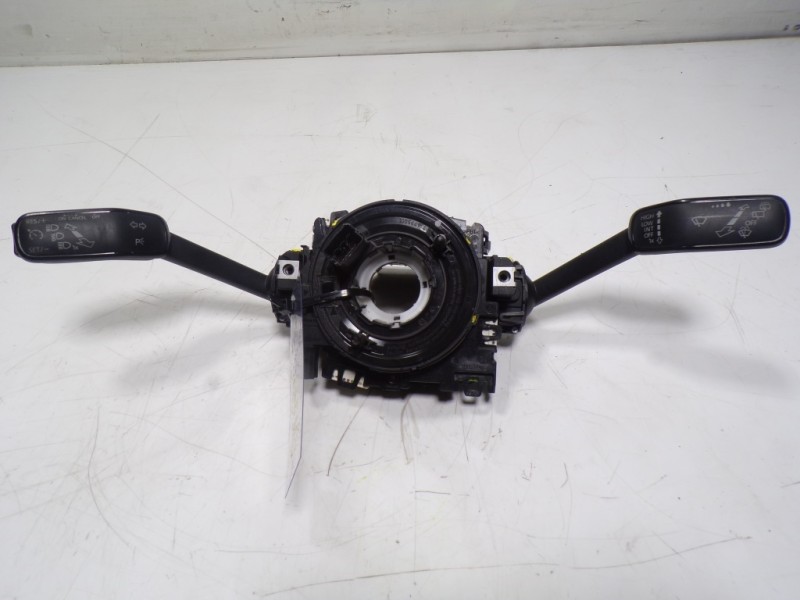 Recambio de mando intermitentes para seat leon st (5f8) 1.4 16v tsi referencia OEM IAM 5Q0953513RIGI 5Q0953507GD 5Q0953549E