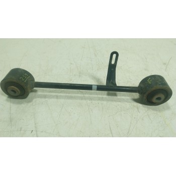 BRAZO SUSPENSION SUPERIOR TRASERO DERECHO 4877060010 