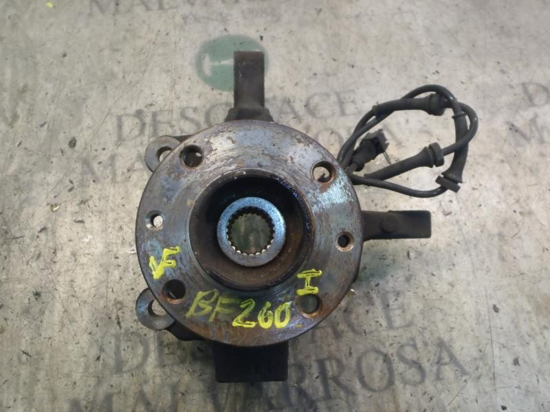 Recambio de mangueta delantera izquierda para renault grand modus 1.2 16v referencia OEM IAM 8200345944  