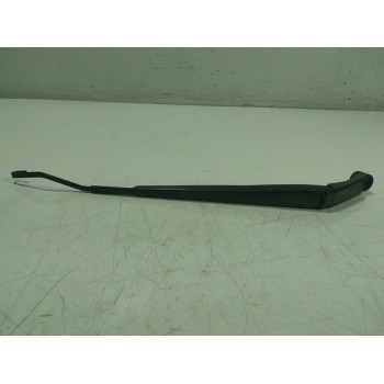 BRAZO LIMPIA DELANTERO IZQUIERDO 852210D240 