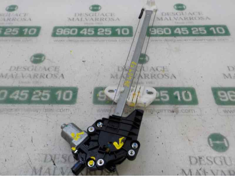 Recambio de elevalunas trasero derecho para honda cr-v 2.2 dtec cat referencia OEM IAM 72710T0LM01 CM012350 CM012350
