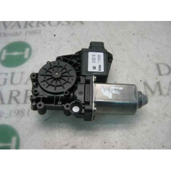 MOTOR ELEVALUNAS DELANTERO DERECHO 