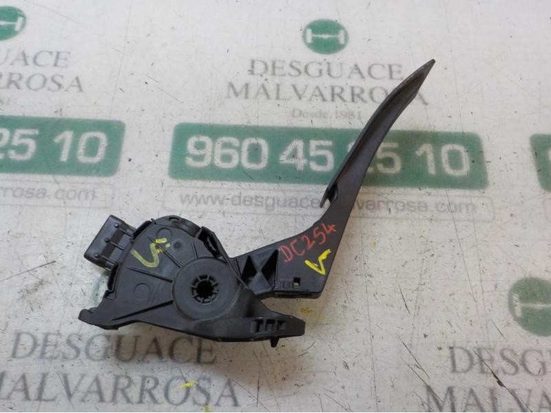 Recambio de potenciometro pedal para opel astra j lim. selective referencia OEM IAM 13252702 13252702 