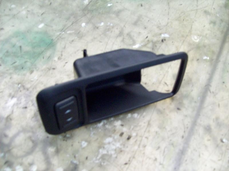 Recambio de mando elevalunas trasero izquierdo para ford focus berlina (cap) ghia referencia OEM IAM 1223143 3M5T14529AA 