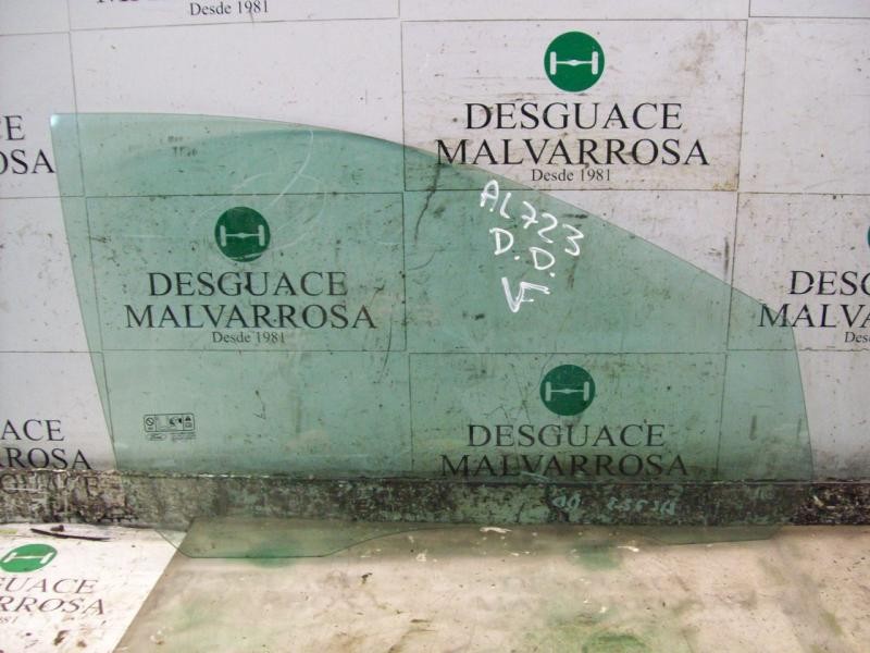 Recambio de cristal puerta delantero derecho para ford focus berlina (cap) ghia referencia OEM IAM 1342622  