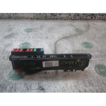 CAJA RELES / FUSIBLES 61146932452 6114695733001 