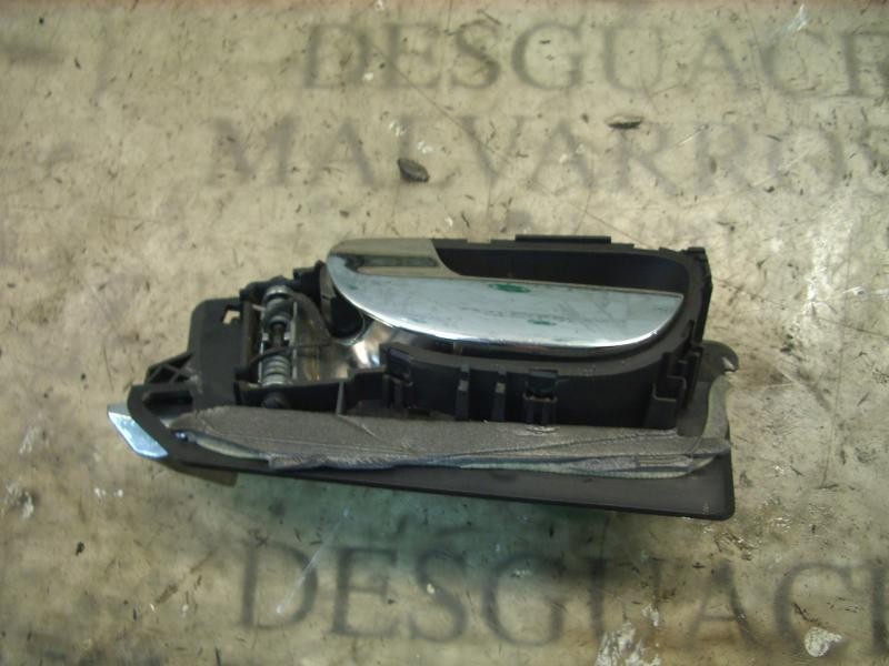 Recambio de maneta interior delantera izquierda para peugeot 307 (s1) xr referencia OEM IAM   
