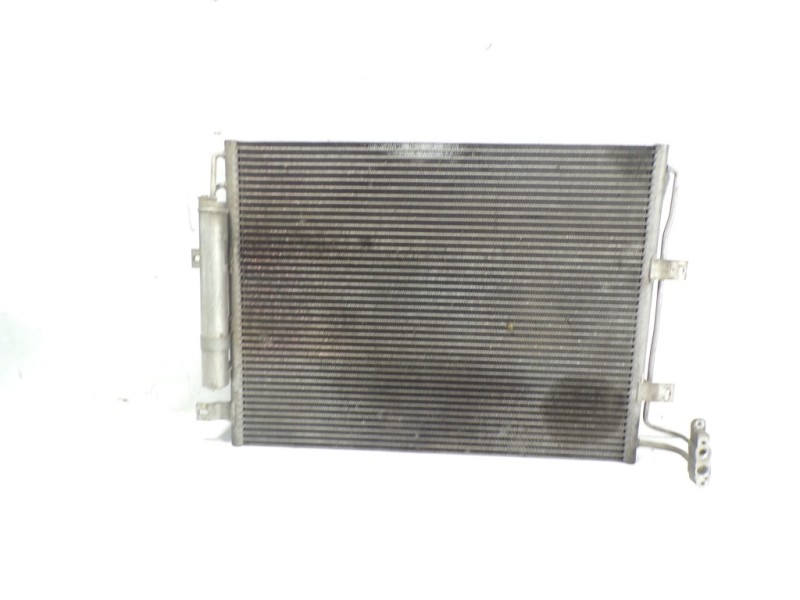 Recambio de condensador aire acondicionado para land rover discovery 4 tdv6 se referencia OEM IAM LR015556 JRB500270 