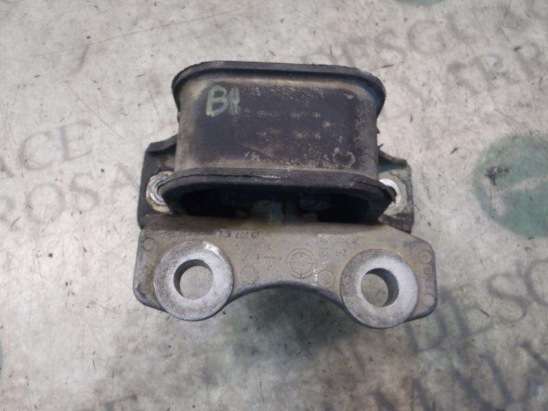 Recambio de soporte motor izquierdo para opel corsa c comfort referencia OEM IAM   