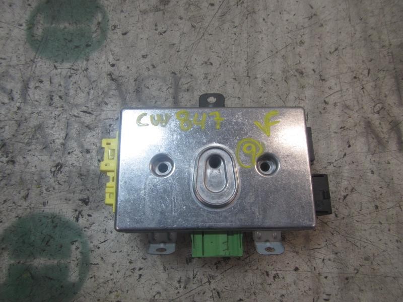 Recambio de modulo electronico para bmw serie 5 berlina (e60) 525d referencia OEM IAM 61359110846 6135695776001 75789012