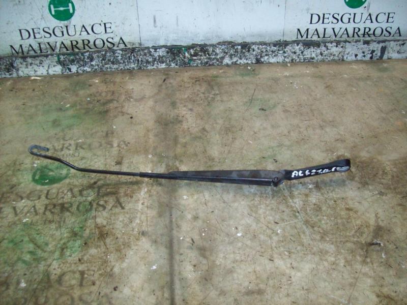 Recambio de brazo limpia delantero izquierdo para audi a3 (8l) 1.9 tdi ambition referencia OEM IAM 1J1955409A  