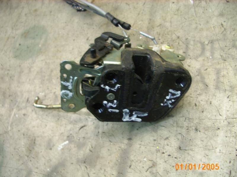 Recambio de cerradura puerta trasera derecha para hyundai elantra (xd) 2.0 crdi gls (4-ptas.) referencia OEM IAM 814202D001  